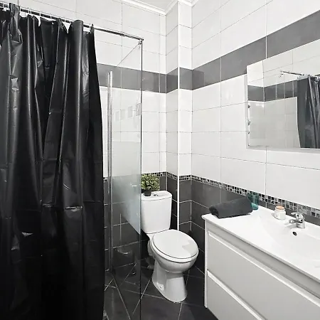 Le Paris Jusqu'a 6 Voyageurs Apartment